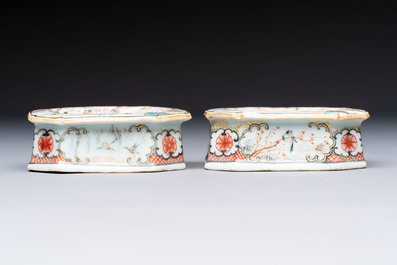 A Chinese famille rose export milk jug, two salts and a barrel-shaped tankard, Qianlong