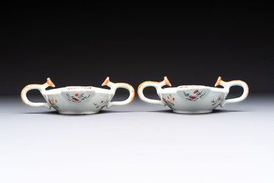 A pair of Chinese famille rose sauce boats, Qianlong
