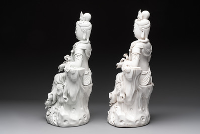 Two Chinese Dehua blanc de Chine sculptures of the seated Guanyin, He Chaozong 何朝宗 and Dehua 德化 marks, 20th C.