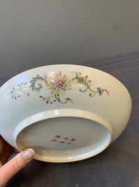 A Chinese famille rose yellow-ground 'Antiquities' plate, Guangxu mark, 19/20th C.