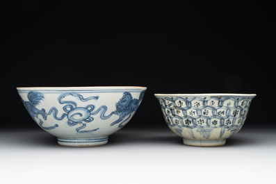 12 Chinese blue and white wares, Ming