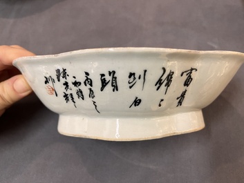 A varied collection of 15 Chinese famille rose and verte wares, 19/20th C.