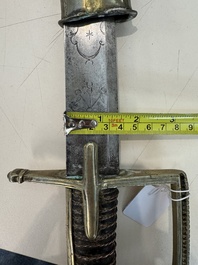 A French artillery officer&rsquo;s sabre &lsquo;&agrave; la hongroise&rsquo; with beaded guard or 'garde perl&eacute;e', 1st Empire, 19th C.