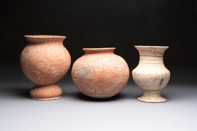 Three Thai pottery vases, Ban-Chiang, 7/4th C. B.C.