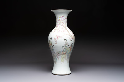 A pair of Chinese famille verte blue-ground gilt-decorated vases and a famille rose 'Elegant Beauties' vase, 19th C.