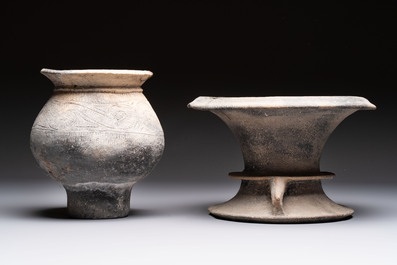 Four Thai pottery vases, Ban-Chiang, 7/4th C. B.C.