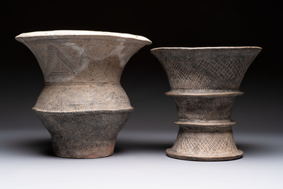 Four Thai pottery vases, Ban-Chiang, 7/4th C. B.C.