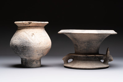 Four Thai pottery vases, Ban-Chiang, 7/4th C. B.C.