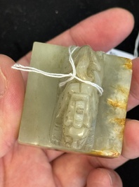 A Chinese celadon and russet jade 'dragon' seal, 18/19th C.