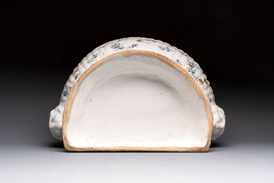 A large Brussels faience 'A la Haie Fleurie' water basin, 18th C.