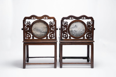 A pair of Chinese marble-inset mother-of-pearl-inlaid hongmu chairs, 19th C.