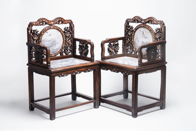 A pair of Chinese marble-inset mother-of-pearl-inlaid hongmu chairs, 19th C.