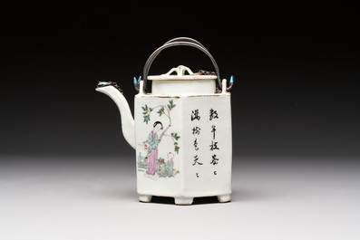 A Chinese famille rose covered 'Dragon' bowl and a teapot, Guangxu and Wang Yongshun 汪永順 mark, 19/20th C.