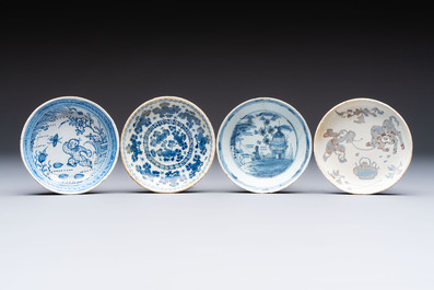 A varied collection of 13 Delftware saucers and bowls, 17/18th C.