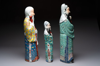 Three Chinese famille rose figures of the star gods, Mao Ji Sheng 茂記生 and You Long Sheng 游隆盛 mark, 19/20th C.