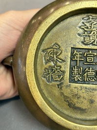 A Chinese bronze censer, Xuande mark, 19th C.
