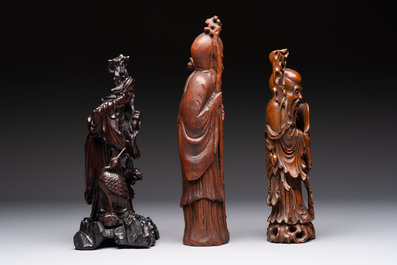 Six Chinese wooden and bamboo carvings, 19/20th C.