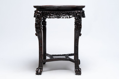 A large Chinese hongmu stand, 19th C.
