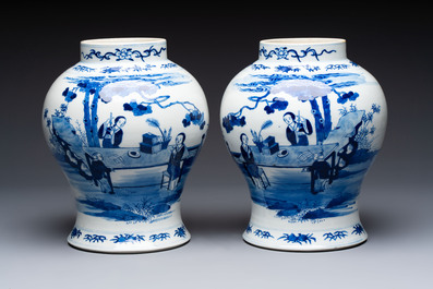 A pair of Chinese blue and white vases and a famille rose covered vase, 19th C.