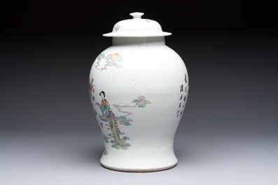 A pair of Chinese blue and white vases and a famille rose covered vase, 19th C.