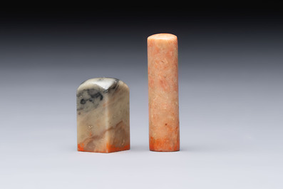 Two Chinese soapstone seals with an original buffalo-horn box, Ignace 依溺斯 mark, 20th C.