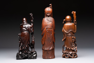 Six Chinese wooden and bamboo carvings, 19/20th C.