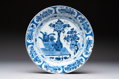 Three Chinese blue, white and Imari-style plates, Xuande and Zhi mark, Kangxi and later