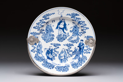 Three Chinese blue, white and Imari-style plates, Xuande and Zhi mark, Kangxi and later