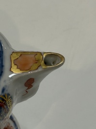 An extraordinary Chinese Imari-style oil lamp and cover, Kangxi/Yongzheng