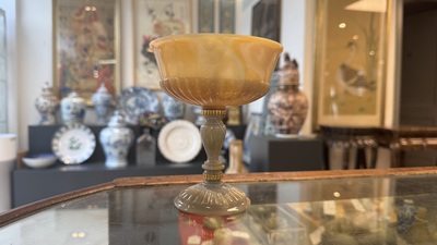 An 18kt gold-mounted carved agate goblet, France or Italy, 19/20th C.
