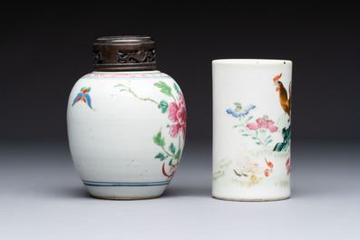 A Chinese famille rose 'Peony' jar and a 'Rooster' brush pot, Tongzhi mark, 18/19th C.