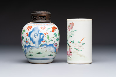 A Chinese famille rose 'Peony' jar and a 'Rooster' brush pot, Tongzhi mark, 18/19th C.