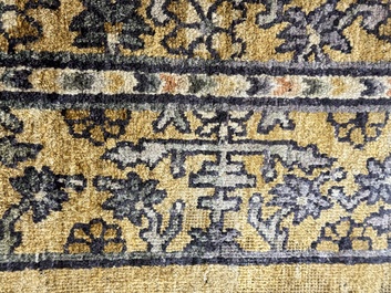 A rare Chinese imperial silk and metallic thread 'dragon' carpet, Chu Xiu Gong Bei Yong 儲秀宮備用 mark, 19th C.