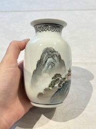 31 Chinese famille rose vases, Qianlong and Jingdezhen marks, 20th C.