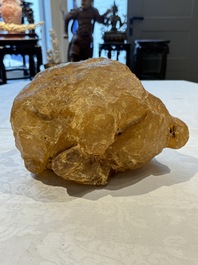 A large lump of copal or amber, 4220 grams