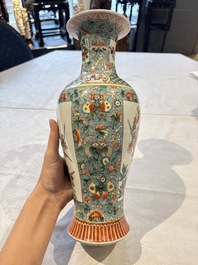 Four Chinese famille verte vases, a jar and a bowl, 19th C.
