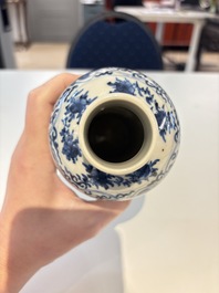 18 Chinese blue and white wares, Kangxi and later