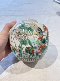 Four Chinese famille verte vases, a jar and a bowl, 19th C.