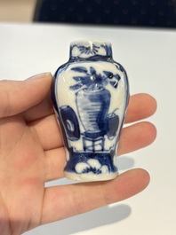 18 Chinese blue and white wares, Kangxi and later