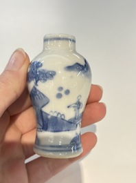 18 Chinese blue and white wares, Kangxi and later