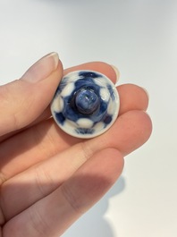 18 Chinese blue and white wares, Kangxi and later