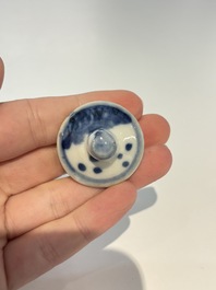 18 Chinese blue and white wares, Kangxi and later