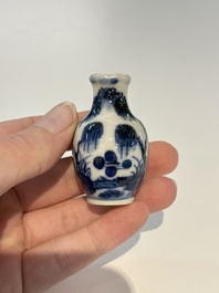 18 Chinese blue and white wares, Kangxi and later