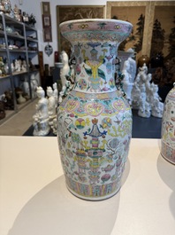Three Chinese famille rose 'antiquities' vases, 19th C.