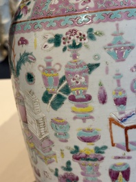 Three Chinese famille rose 'antiquities' vases, 19th C.
