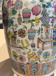 Three Chinese famille rose 'antiquities' vases, 19th C.