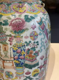 Three Chinese famille rose 'antiquities' vases, 19th C.