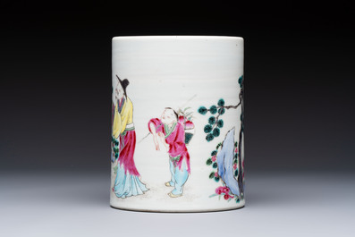 A pair of Chinese famille rose models of a boy riding a qilin and a bitong, 19/20th C.