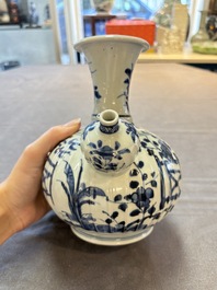 A Japanese blue and white kendi with a garden scene, Edo, early 18th C.