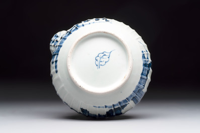 A Japanese blue and white kendi with a garden scene, Edo, early 18th C.